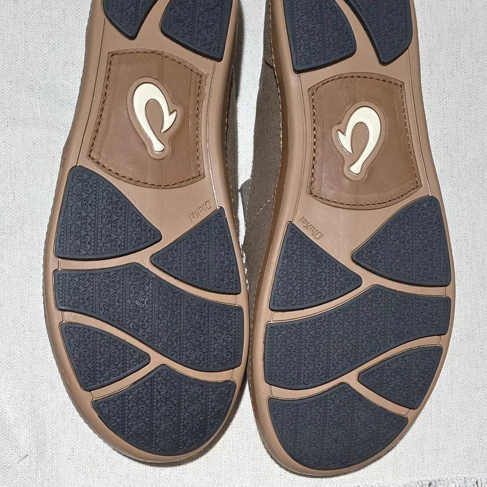 Olukai Men's Brown Slip-On Canvas Loafers - Picture 4 of 6